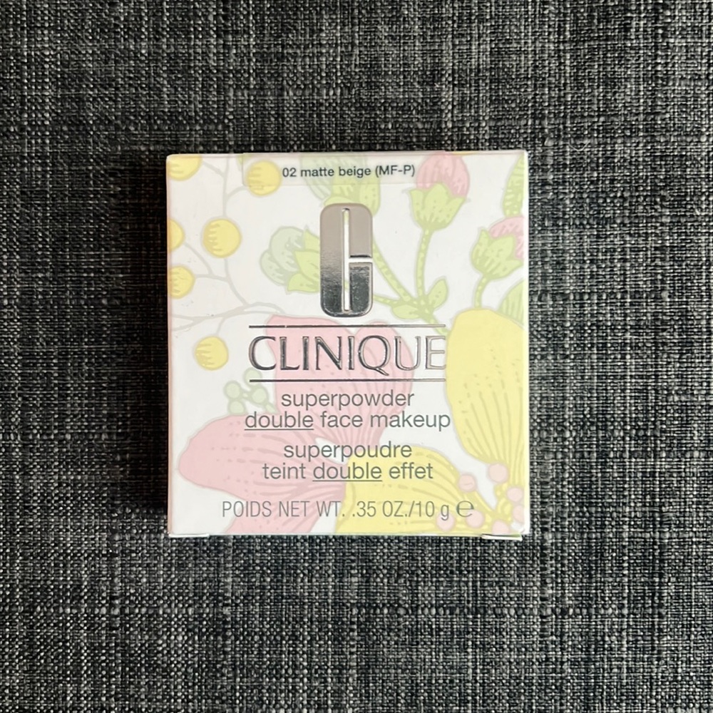 Clinique Matte Beige Superpowder Double Face Makeup